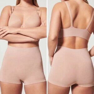 Spanx Everyday Shaping Panties Seamless Boyshort in Vintage Rose Size Medium NWT